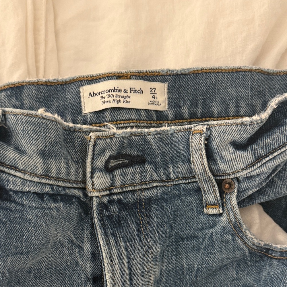 Abercrombie Jean Bundle - Picture 3 of 6